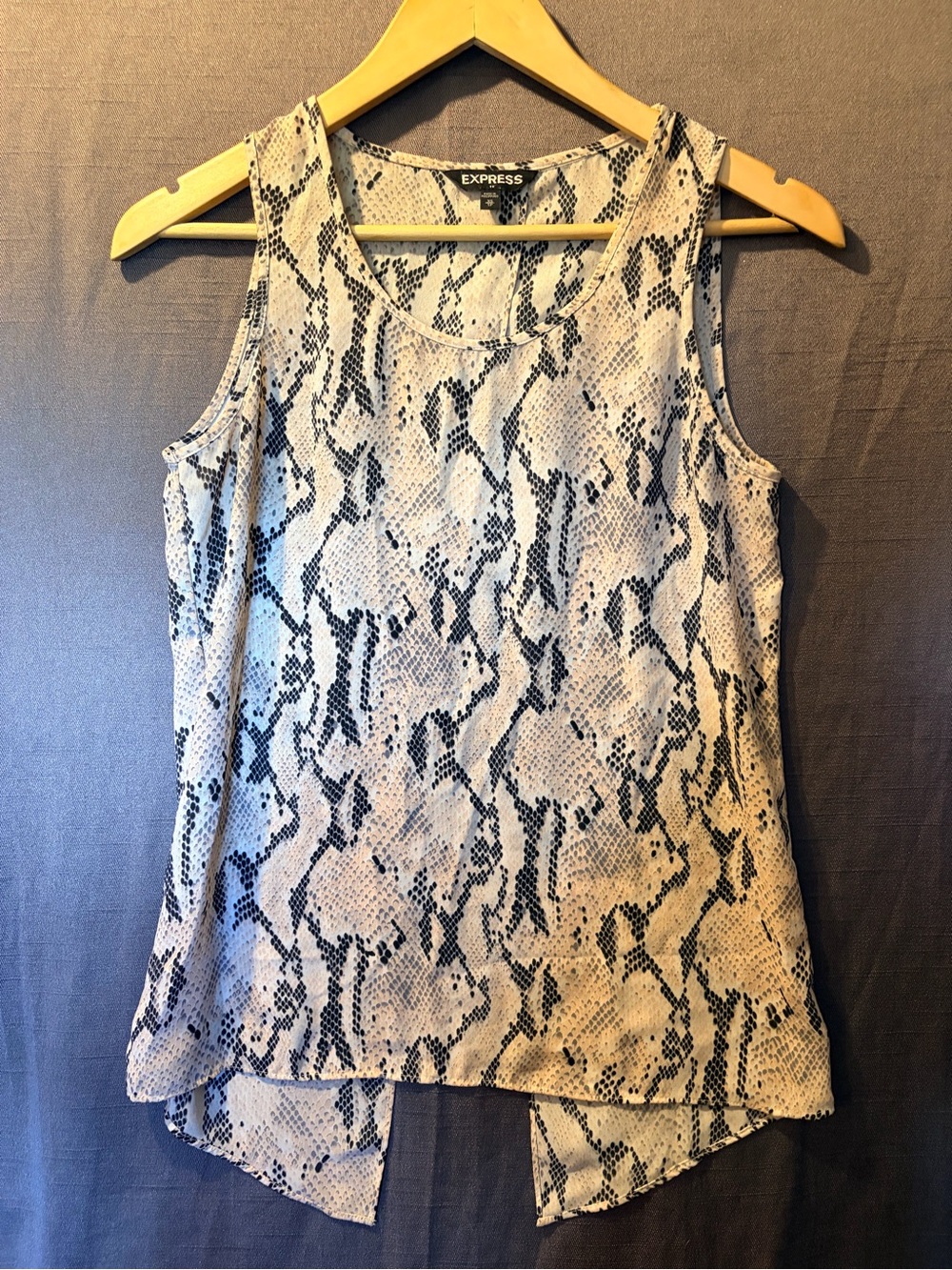 Express Snake-Print Tank Top in Black and White